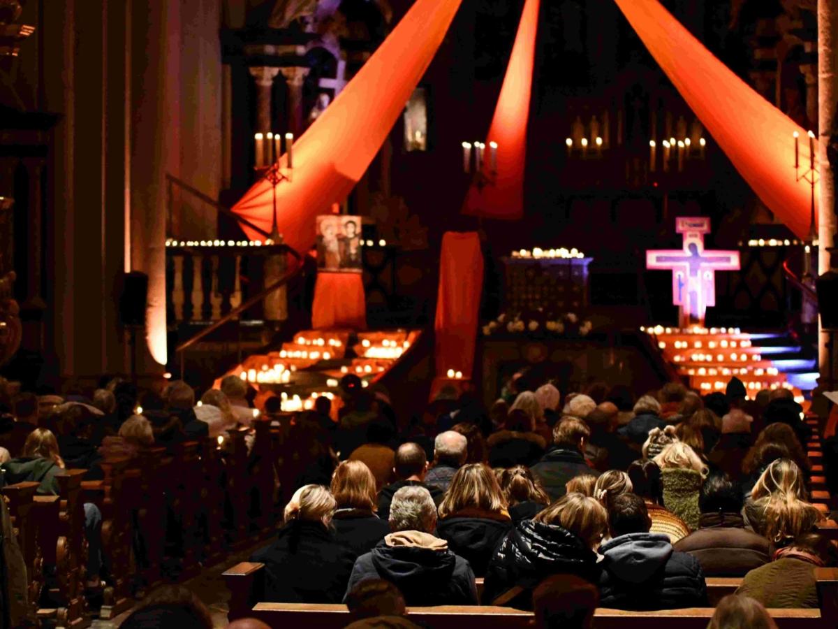 Nacht_der_Lichter_Bonner_Münster