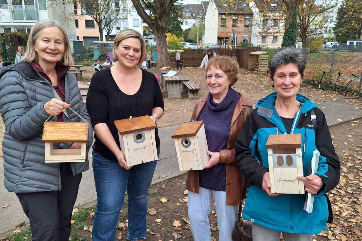 Nistkästen für die Clemens-August-Schule